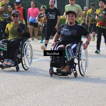 Runner Photo 7004685