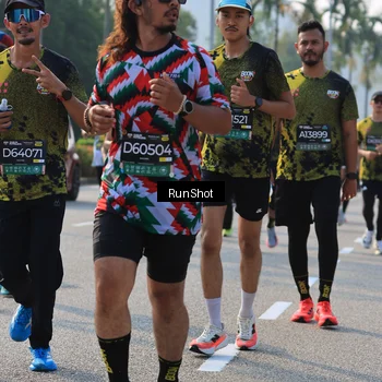 Runner Photo 7004686