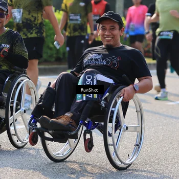 Runner Photo 7004704