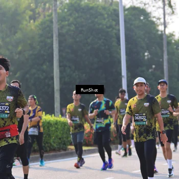 Runner Photo 7004713