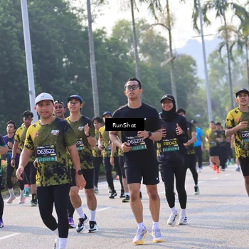 Runner Photo 7004715