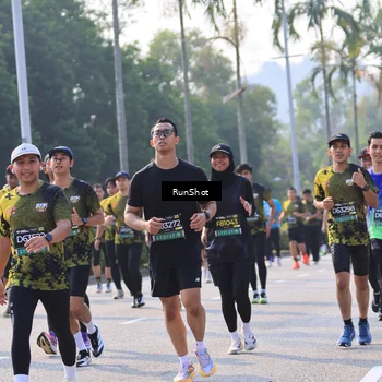 Runner Photo 7004718