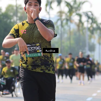 Runner Photo 7004719