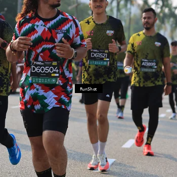 Runner Photo 7004731