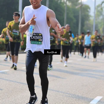 Runner Photo 7004748