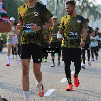 Runner Photo 7004749