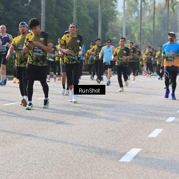 Runner Photo 7004754