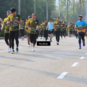 Runner Photo 7004757