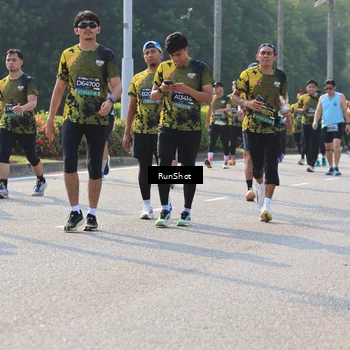 Runner Photo 7004762