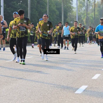 Runner Photo 7004764