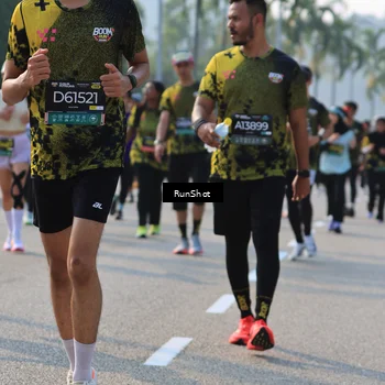 Runner Photo 7004773