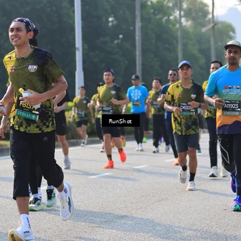 Runner Photo 7004774