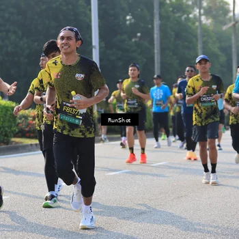 Runner Photo 7004776