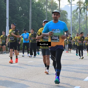 Runner Photo 7004778