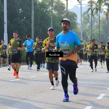Runner Photo 7004779