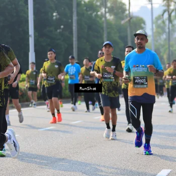 Runner Photo 7004783