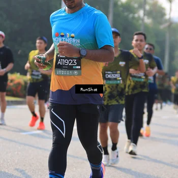 Runner Photo 7004785