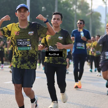 Runner Photo 7004802