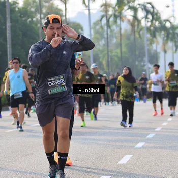 Runner Photo 7004810