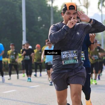 Runner Photo 7004817
