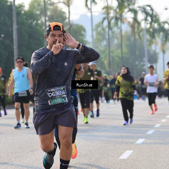 Runner Photo 7004825