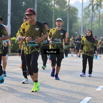 Runner Photo 7004840