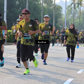 Runner Photo 7004841