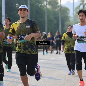 Runner Photo 7004851