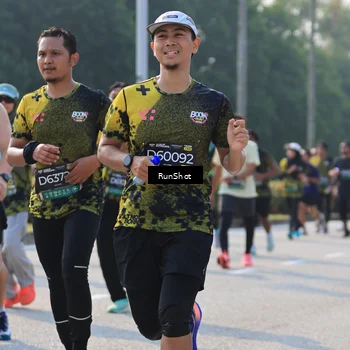 Runner Photo 7004854