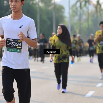 Runner Photo 7004857