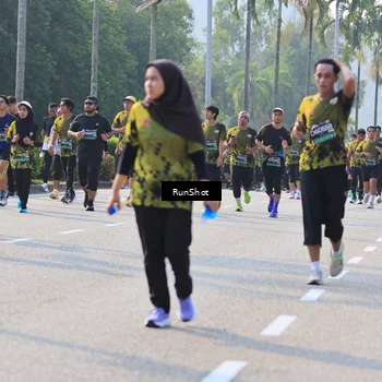 Runner Photo 7004862
