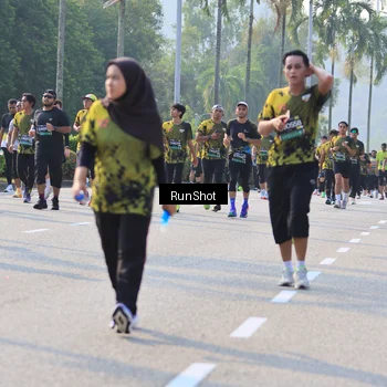 Runner Photo 7004864