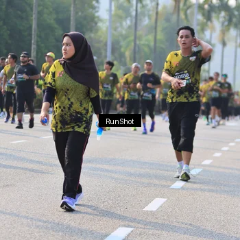 Runner Photo 7004865