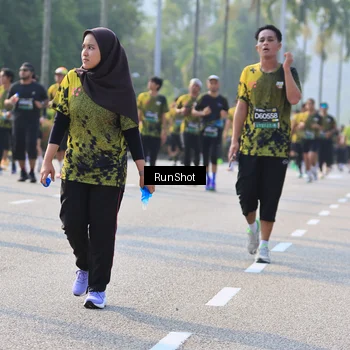 Runner Photo 7004869