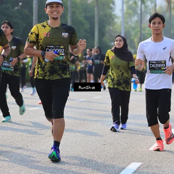 Runner Photo 7004877