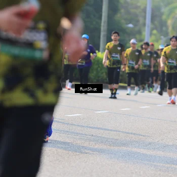 Runner Photo 7004896