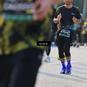 Runner Photo 7004900