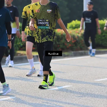 Runner Photo 7004912