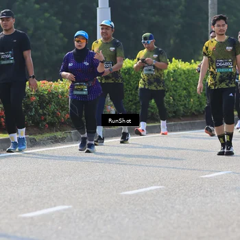 Runner Photo 7004927