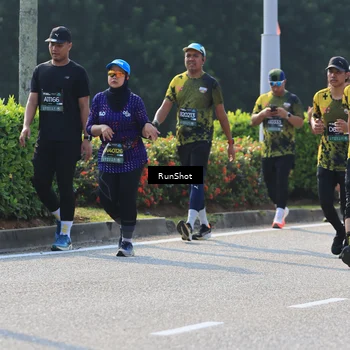 Runner Photo 7004935