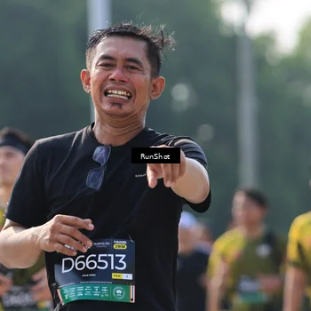 Runner Photo 7004949
