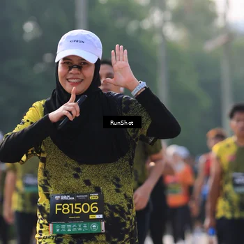 Runner Photo 7004953