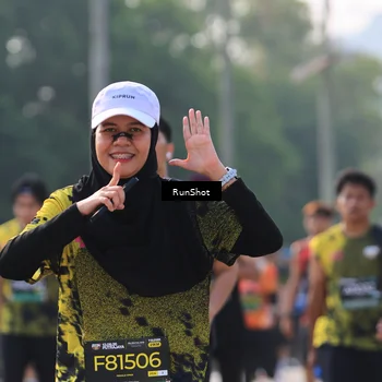 Runner Photo 7004961