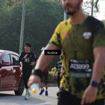 Runner Photo 7005030