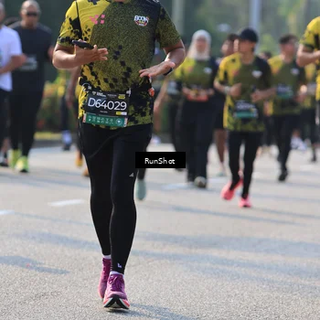 Runner Photo 7005037