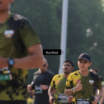 Runner Photo 7005068