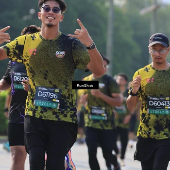 Runner Photo 7005103