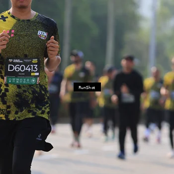 Runner Photo 7005106