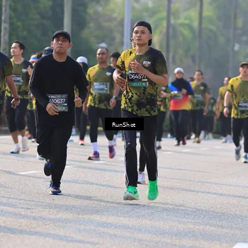 Runner Photo 7005109