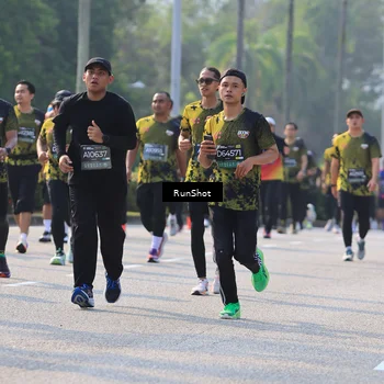Runner Photo 7005114